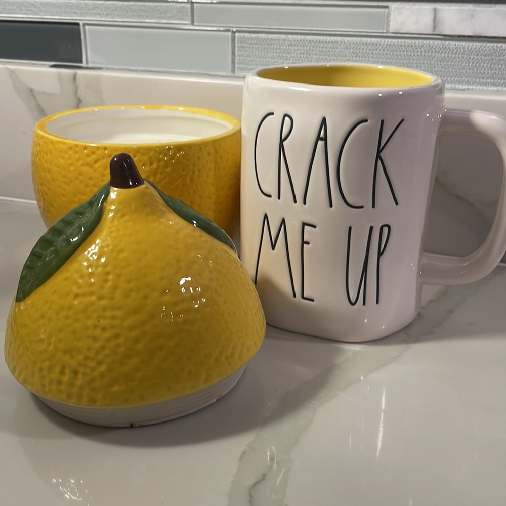 RAE DUNN CRACK ME UP MUG.